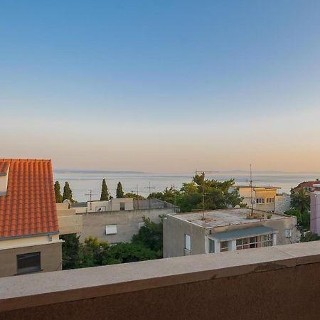 Apartments Zuvela Split Bagian luar foto