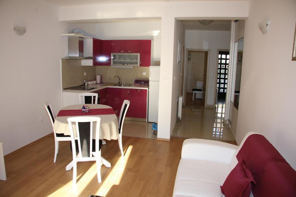 Apartments Zuvela Split Ruang foto