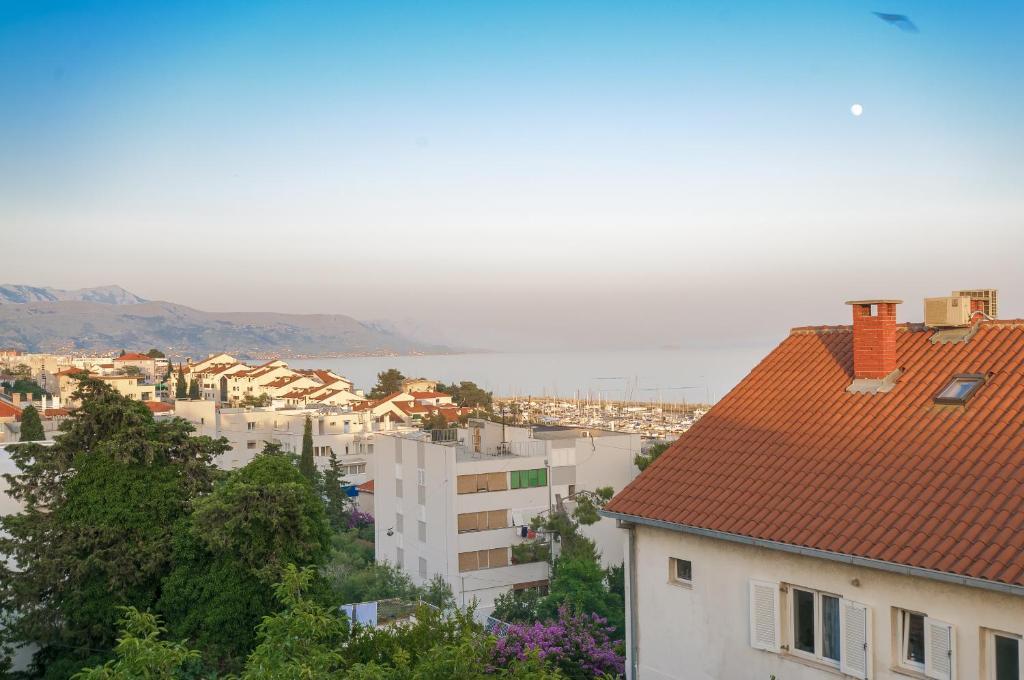 Apartments Zuvela Split Ruang foto